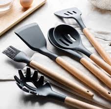12pcs Silicone Utensil Set With Wooden Handle